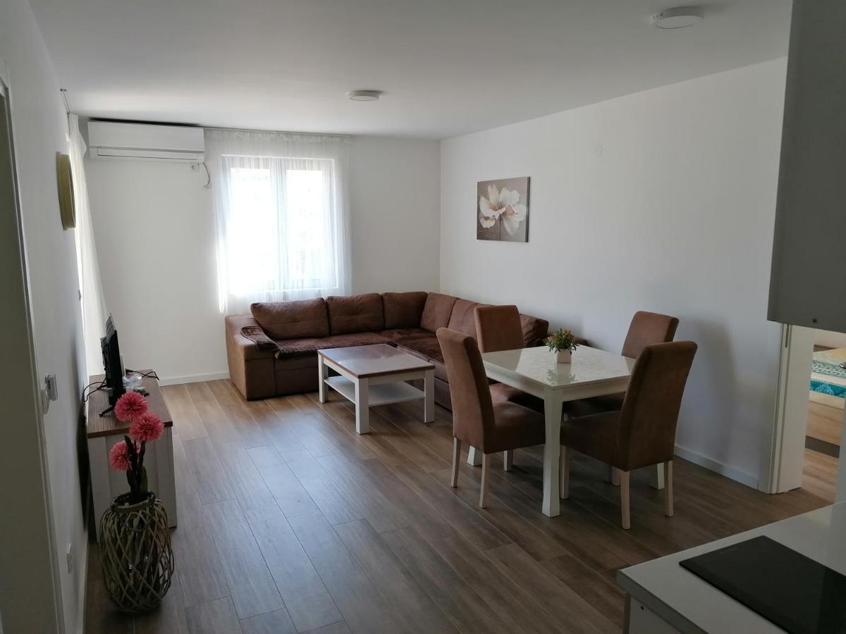 Apartamento Riki Dream Dobra Voda Exterior foto